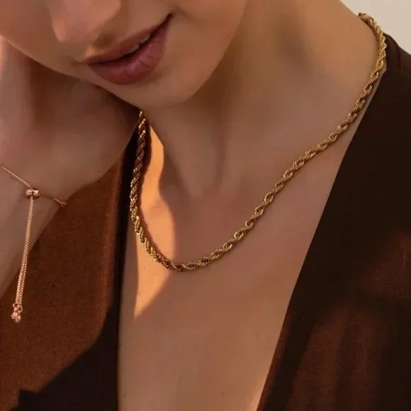 New 18K Gold Twisted Chain Minimalist Necklace, NICE NECKLACE, CUTE NECKLACE - Picture 2 of 5